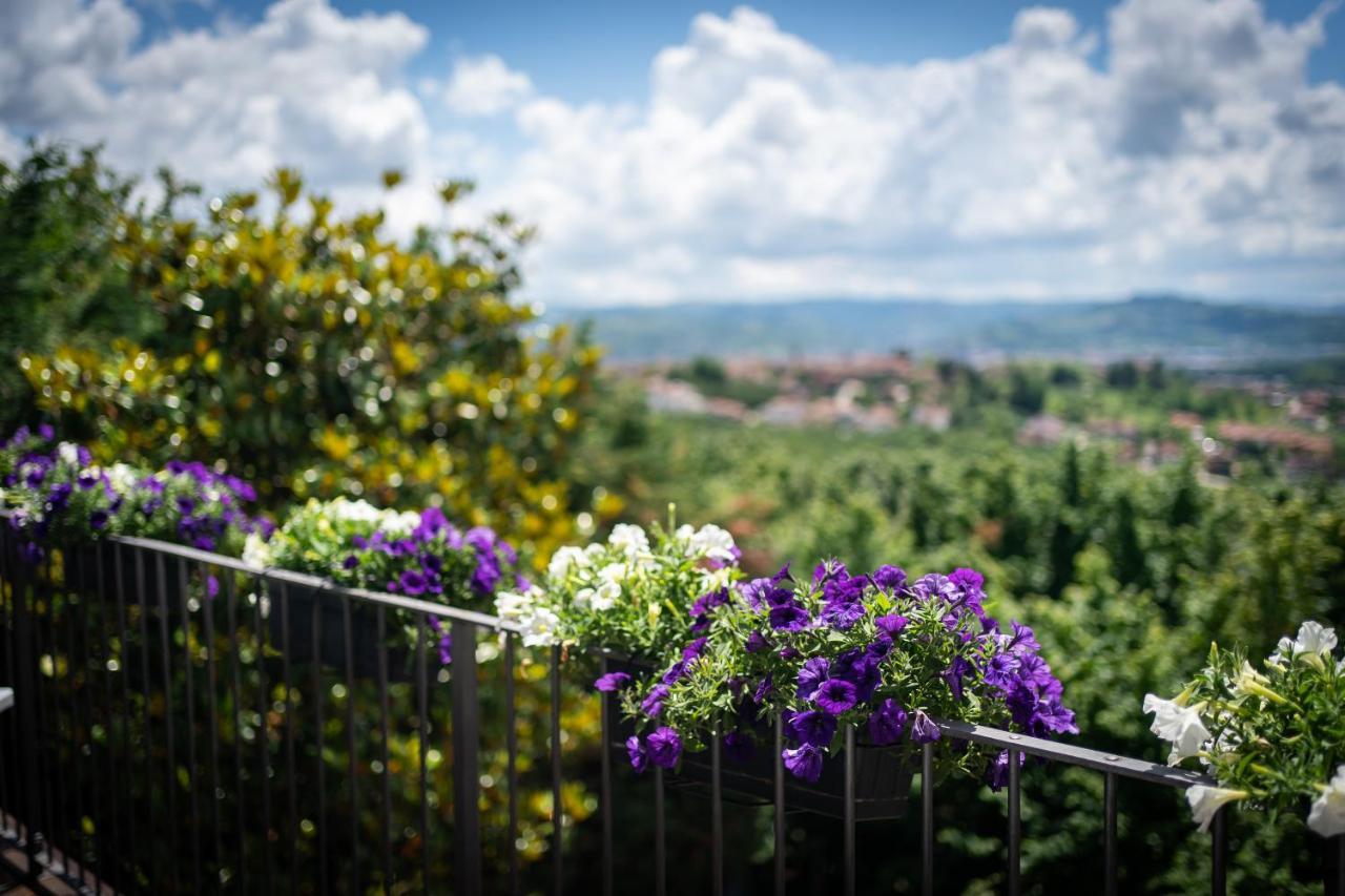 La Madernassa Resort - Casalora Dimora Storica Di Charme Guarene Exteriér fotografie
